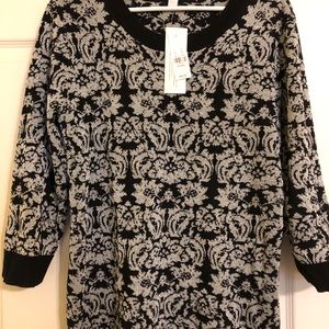 New York & Company lightweight, 3/4 sleeve sweater